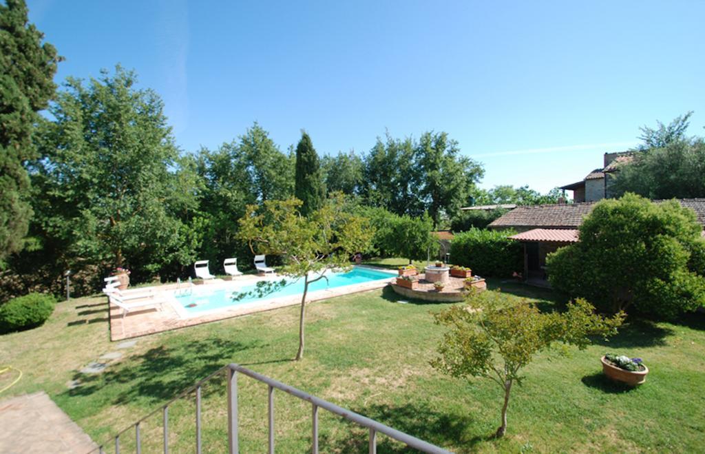 Casa Vacanze Pievina Vescona エクステリア 写真