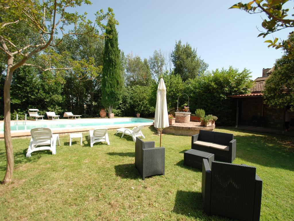 Casa Vacanze Pievina Vescona エクステリア 写真
